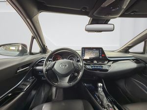 Toyota C-HR bild 12