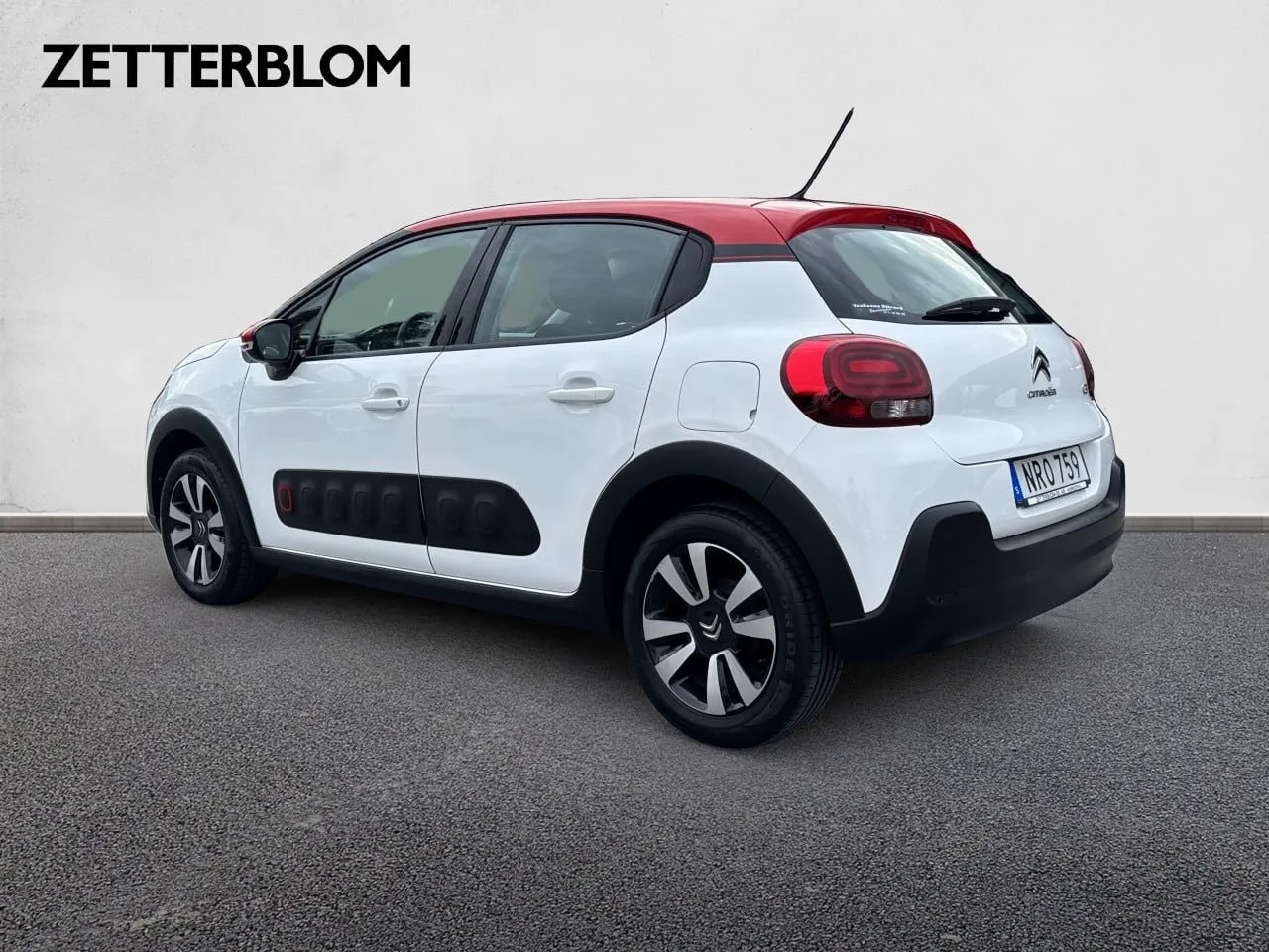 Vehicle image 2