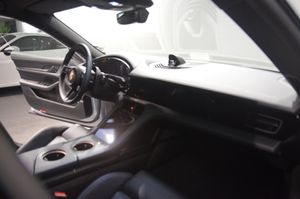 Porsche Taycan bild 13