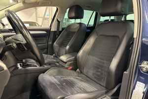 Volkswagen Passat bild 18