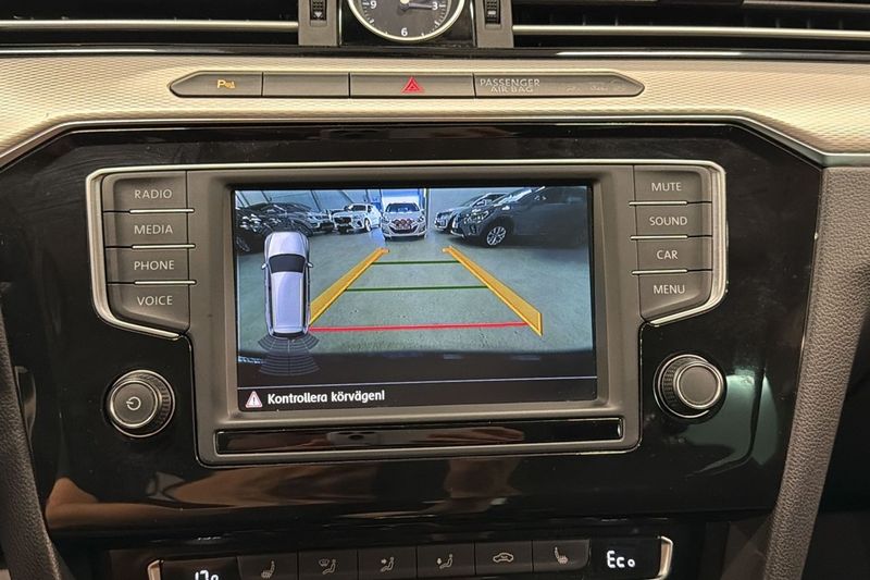 Volkswagen Passat bild 13
