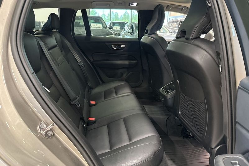 Volvo V60 bild 22