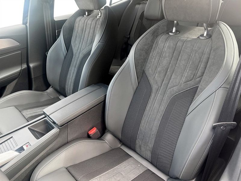 Peugeot 408 bild 6