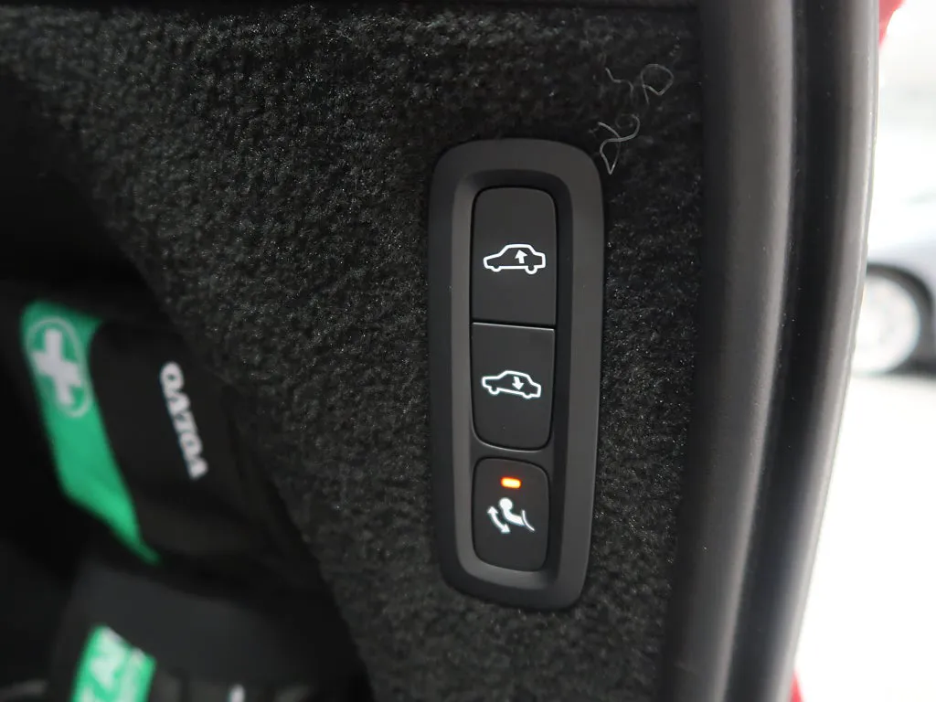 Vehicle image 42