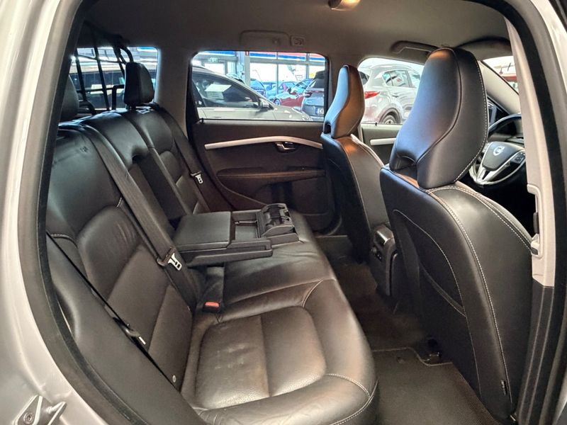 Volvo XC70 bild 13
