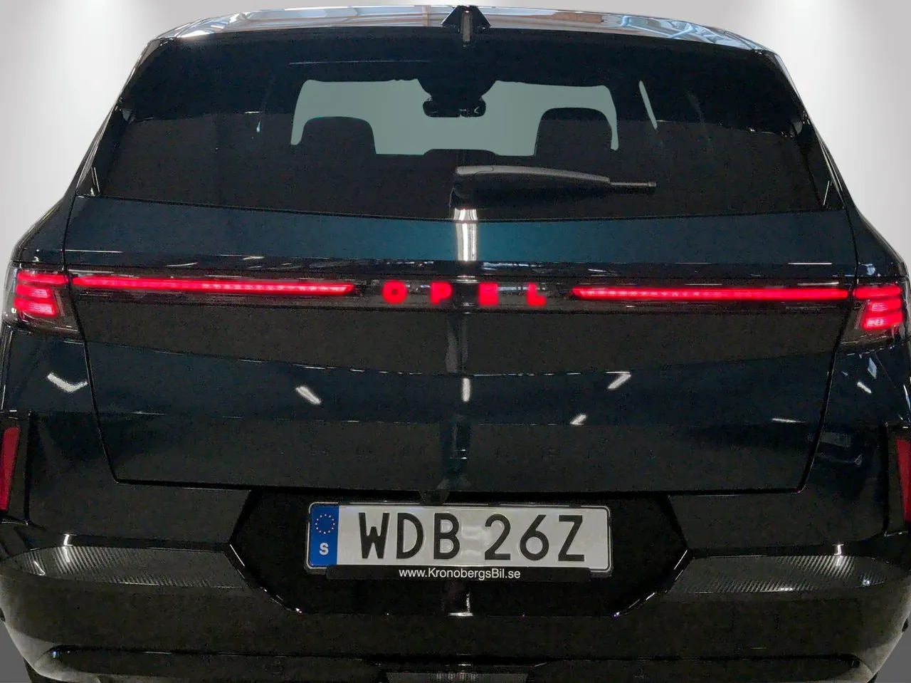 Vehicle image 26