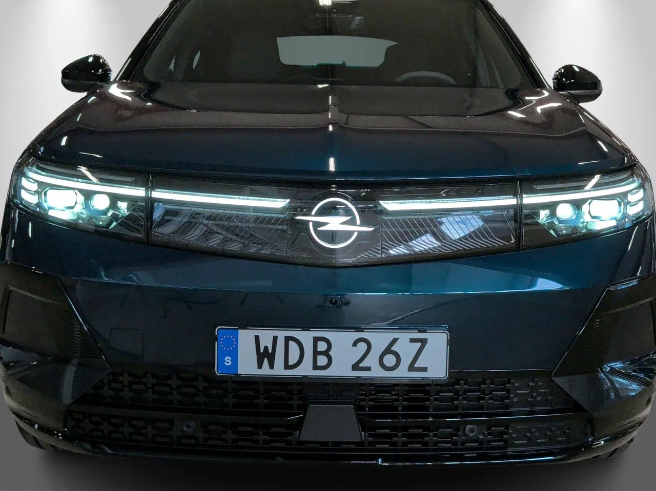 Vehicle image 25