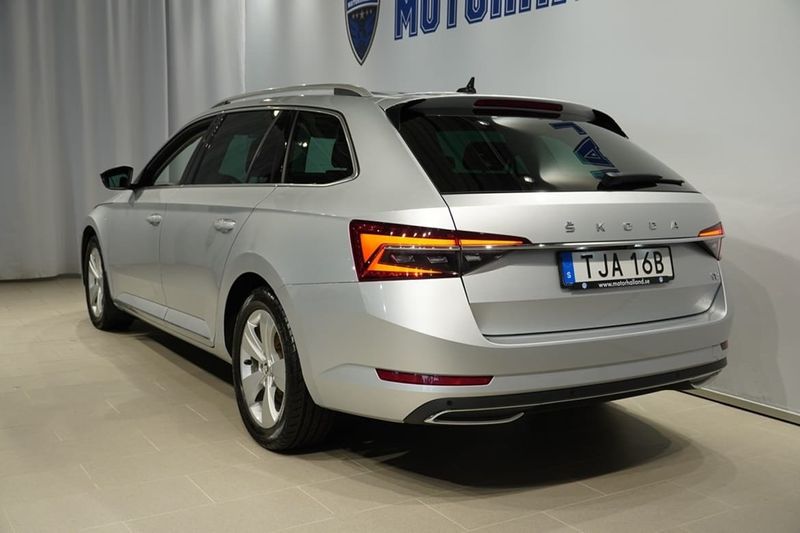 Skoda Superb bild 5