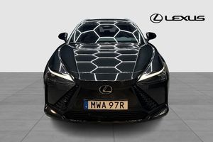 Lexus RZ bild 8