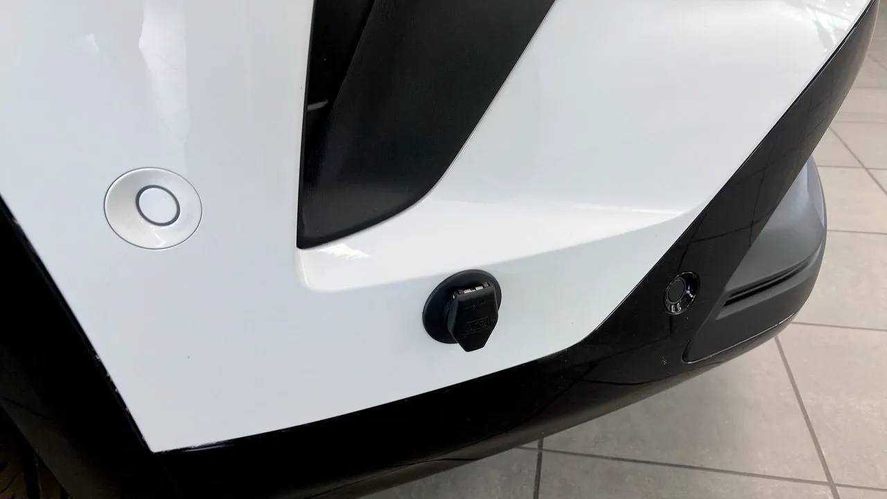 Vehicle image 20