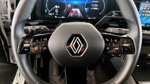 Renault Austral bild 14