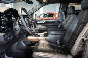 Chevrolet Silverado bild 13