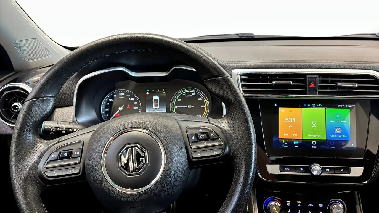Vehicle image 11