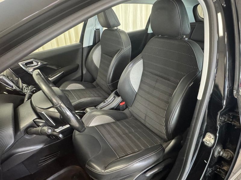 Peugeot 2008 bild 6