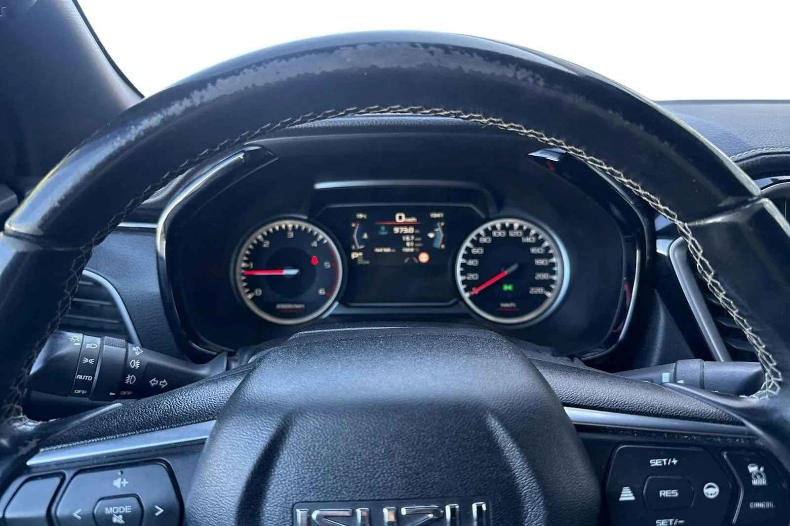 Vehicle image 9