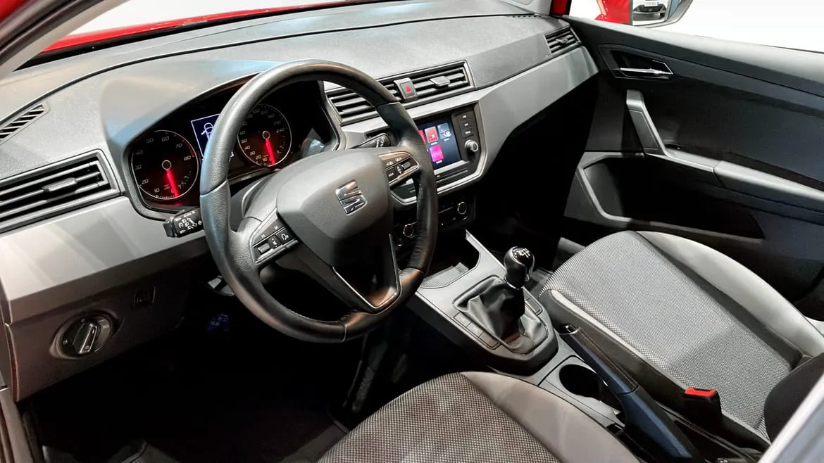 Vehicle image 6