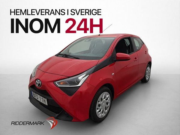 Toyota Aygo 1.0 72hk X-PLAY Kamera CarPlay 0,42l/mil - 2019