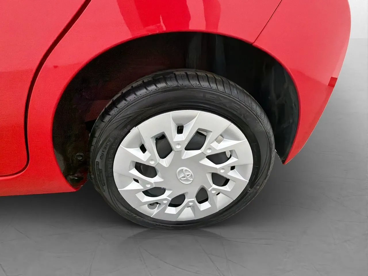 Vehicle image 23