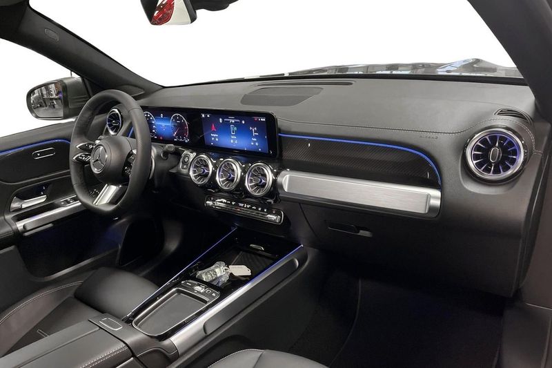Mercedes GLB220 bild 10