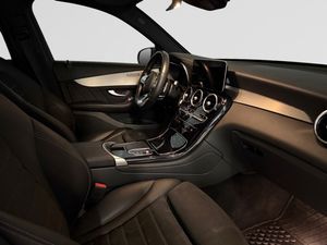 Mercedes GLC300 bild 17