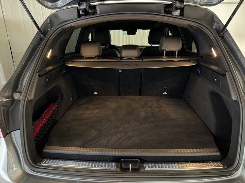 Mercedes GLC300 bild 18