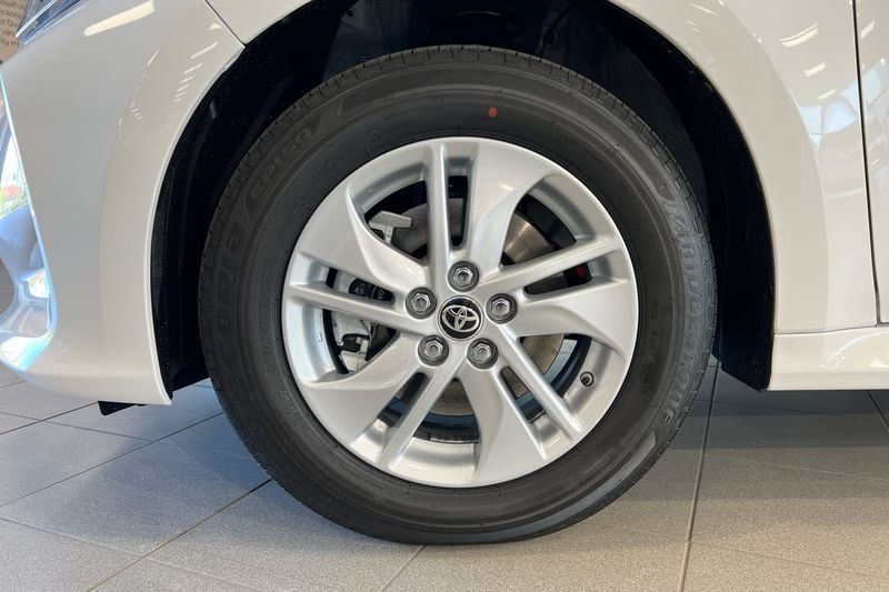 Toyota Yaris bild 17