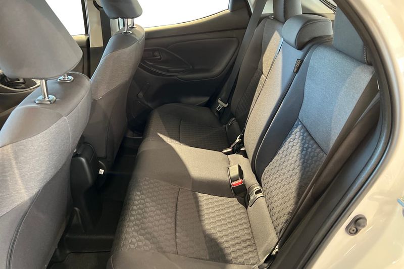Toyota Yaris bild 13