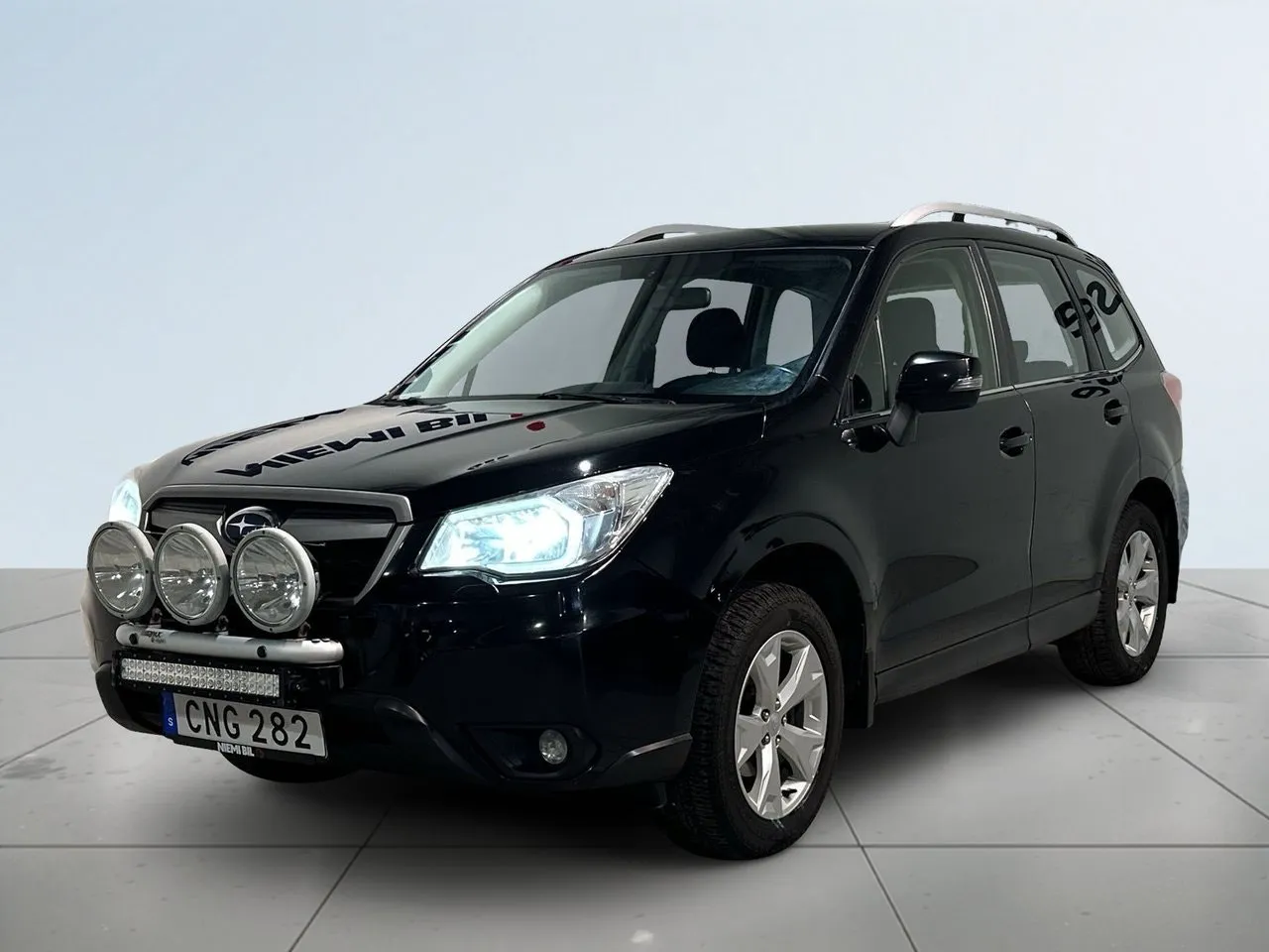 Vehicle image 15