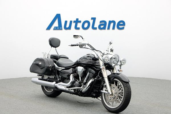 Yamaha XV 1900A Midnight Star* Sidoväskor, sissybar, Nyservad* - 2007
