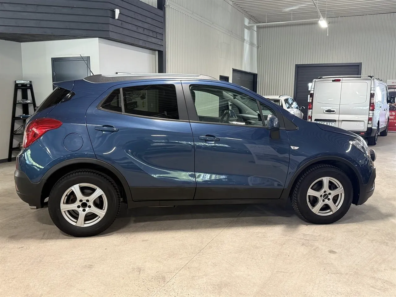 Vehicle image 2