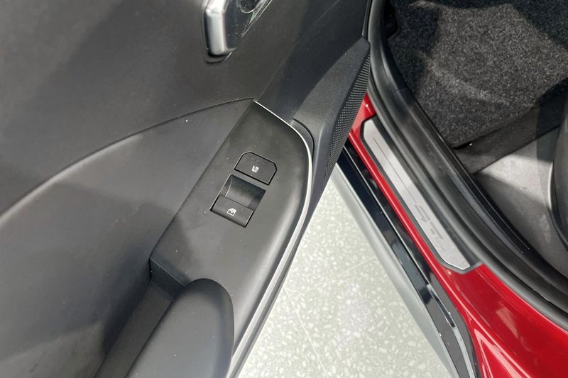 Kia K4 bild 11