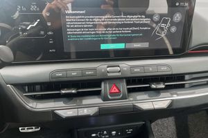 Kia K4 bild 14