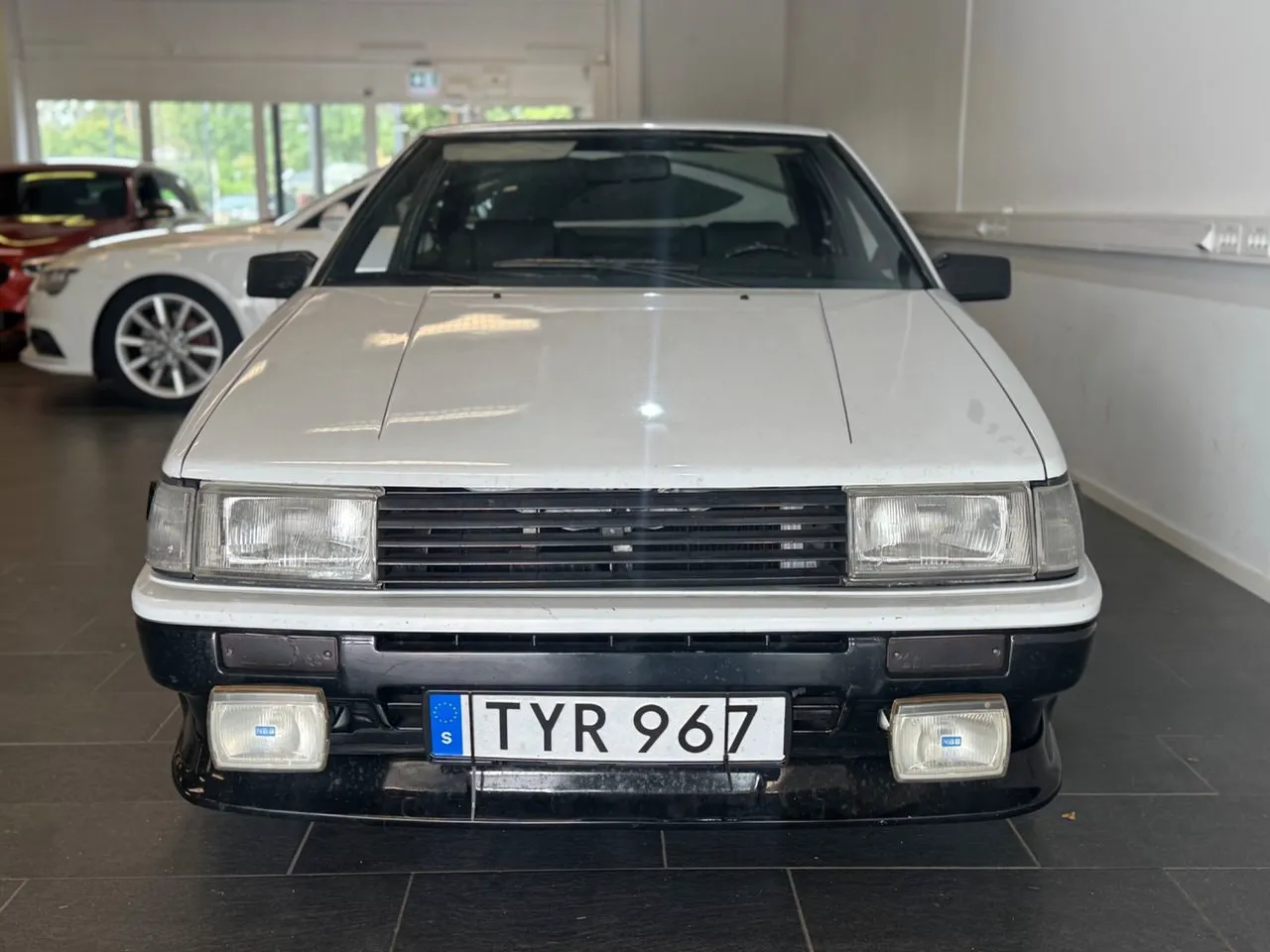 Vehicle image 2