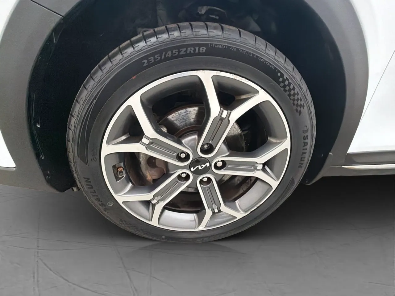 Vehicle image 31