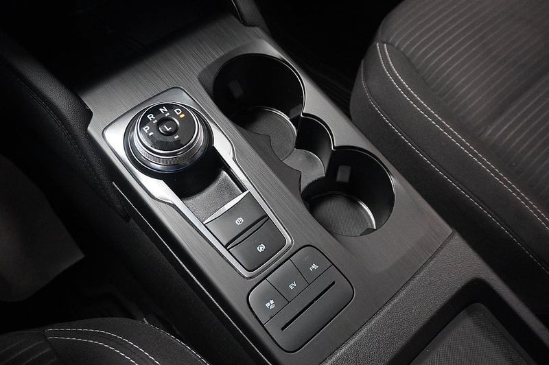 Ford Kuga bild 13