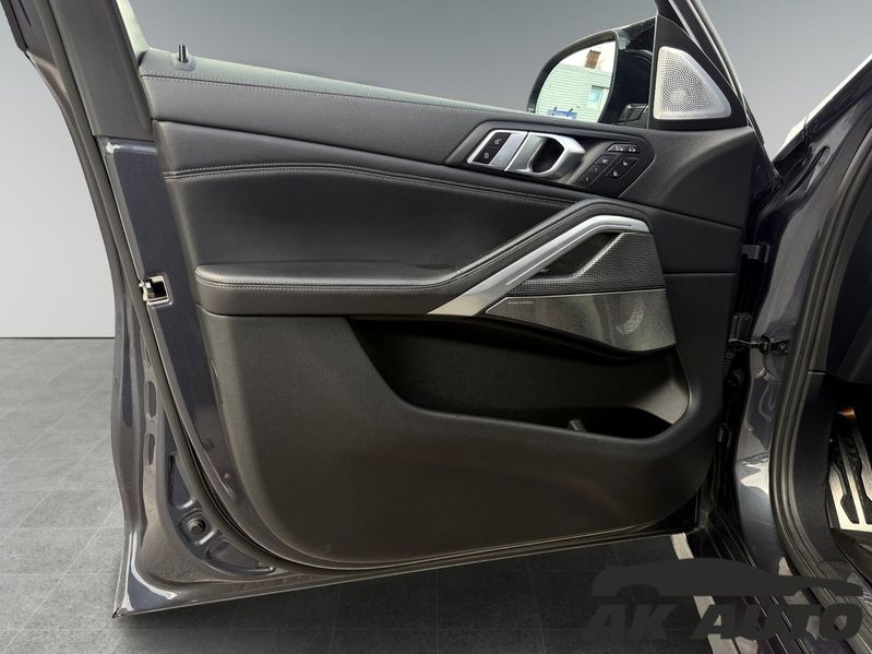 BMW X6 bild 8
