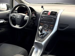 Toyota Auris bild 14