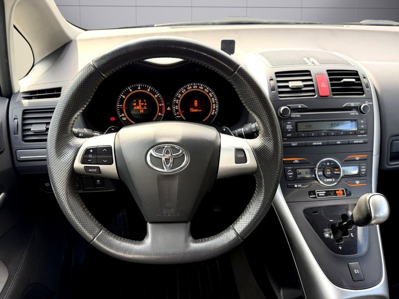 Toyota Auris bild 15