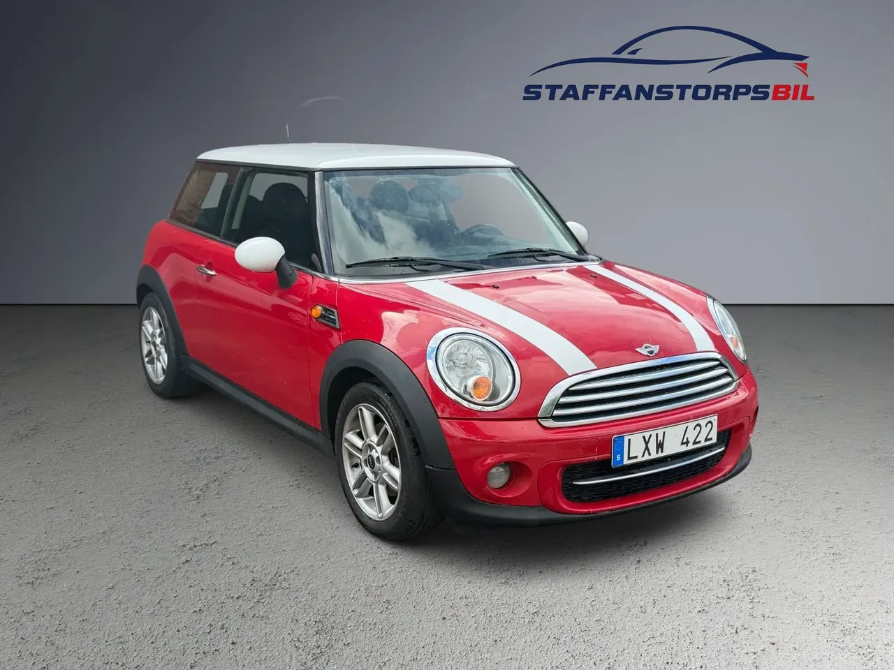 Vehicle image 2