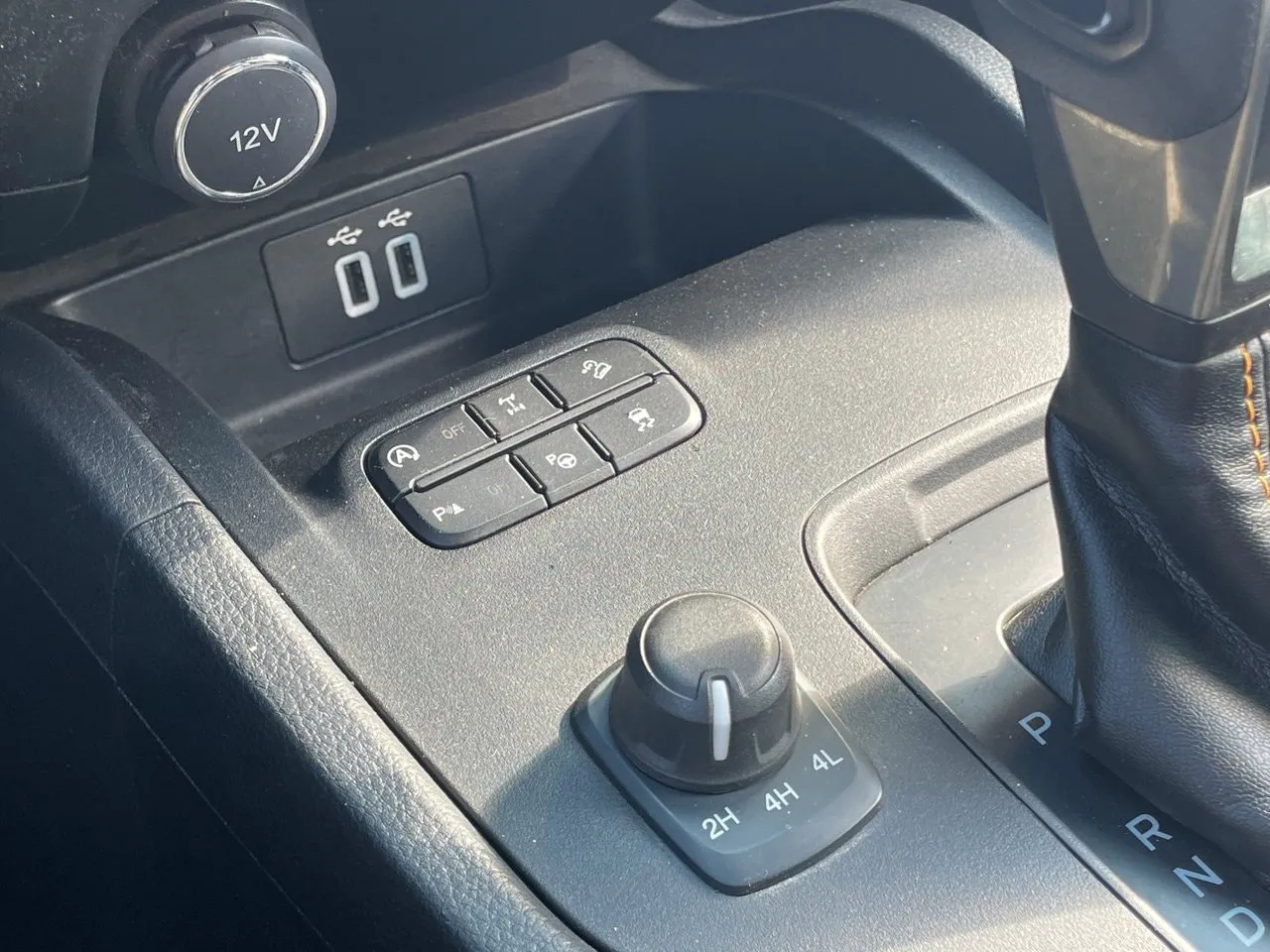Vehicle image 24