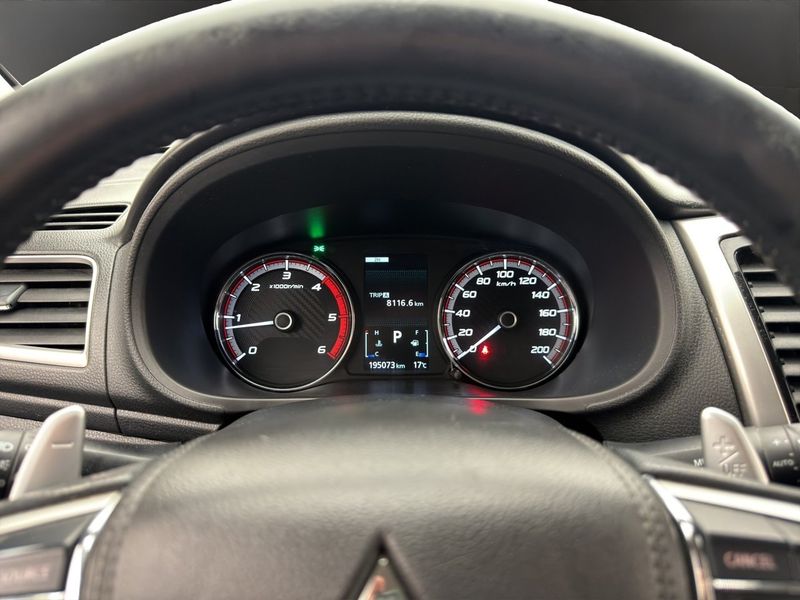 Mitsubishi L200 bild 23