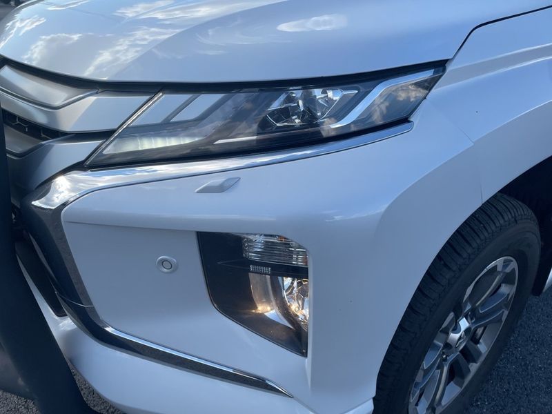 Mitsubishi L200 bild 13