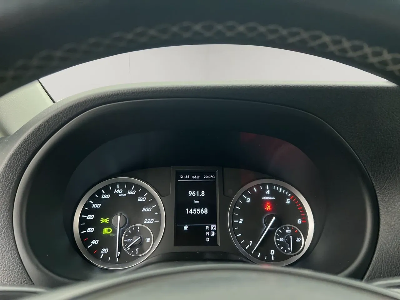 Vehicle image 20