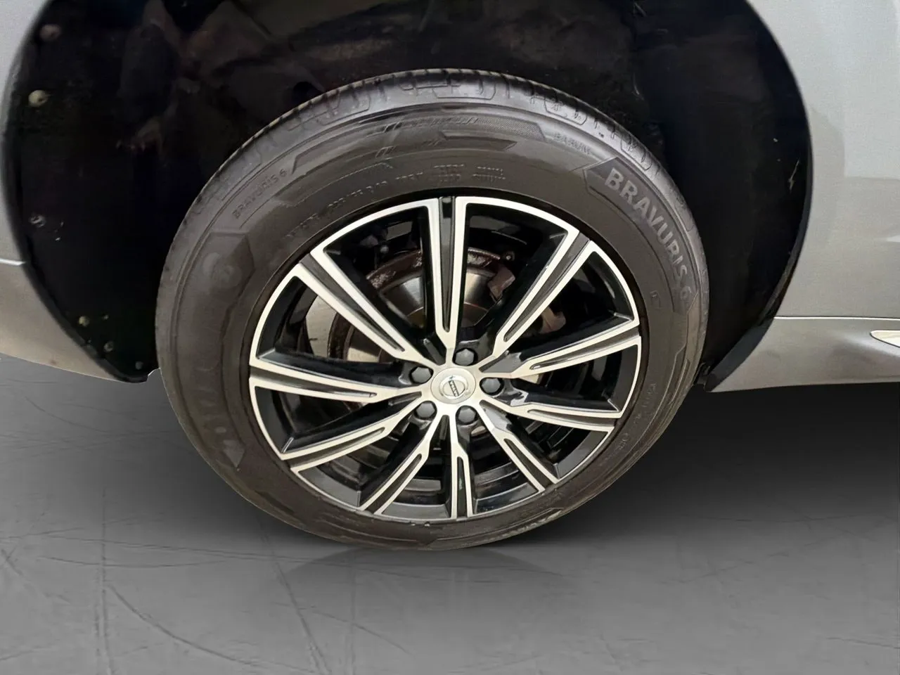 Vehicle image 36