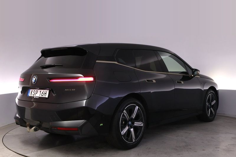 BMW iX bild 5