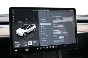 Tesla Model Y bild 15
