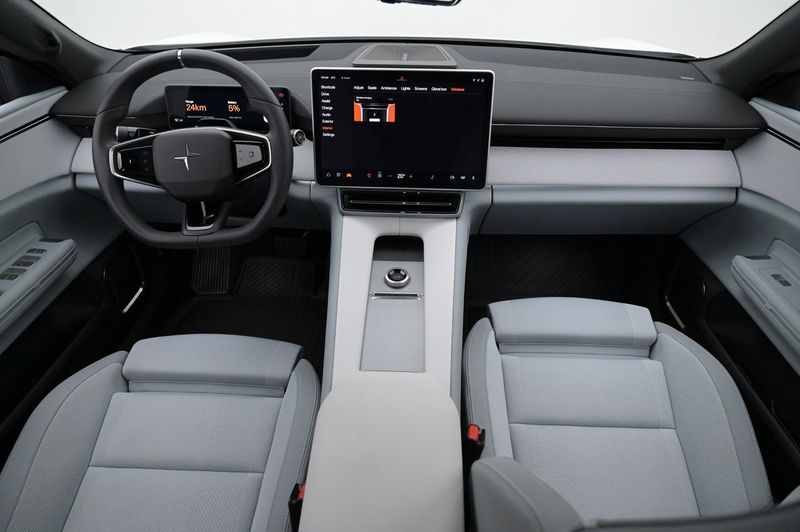 Polestar 4 bild 6