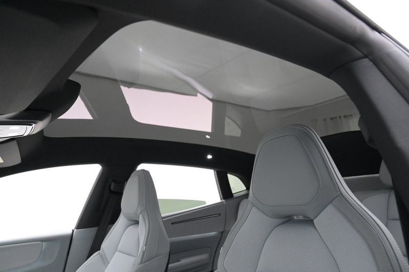 Polestar 4 bild 21