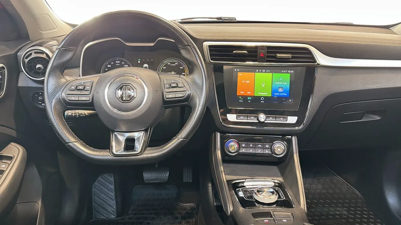 Vehicle image 14
