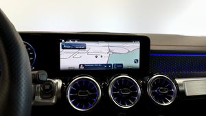Mercedes EQB250+ bild 12